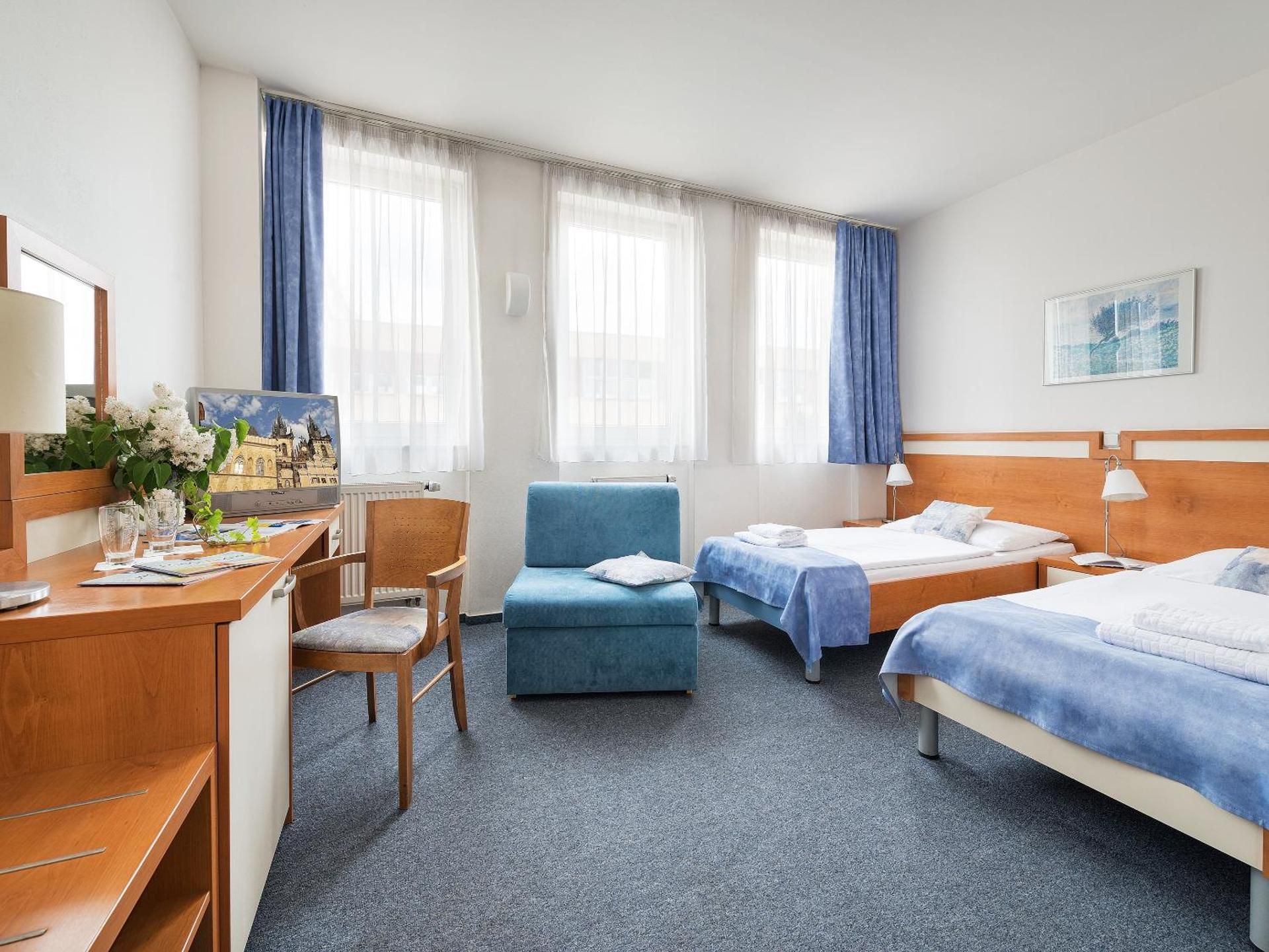 undefined EA Hotel Populus 10