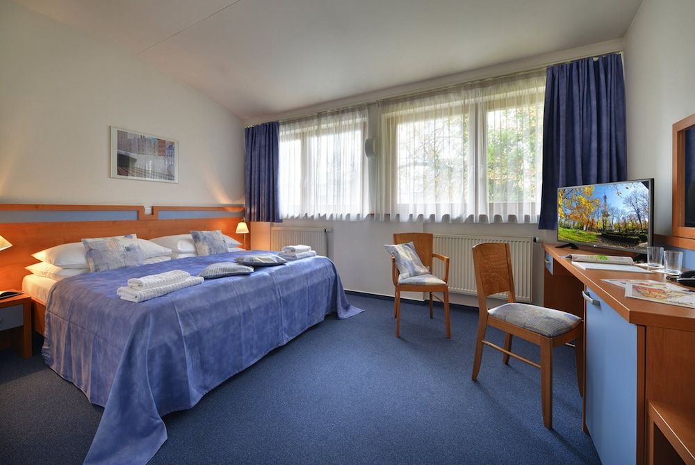 EA Hotel Populus