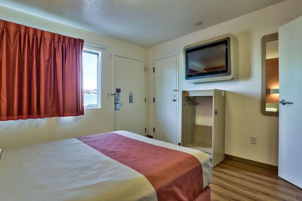 Standard Room, 1 Double Bed, Smoking