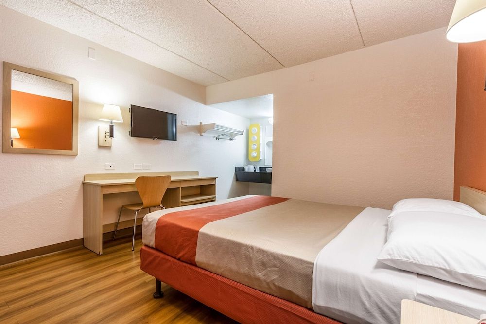 Motel 6 Tempe, AZ – Phoenix Airport – Priest Dr Standard Room, 1 Double Bed, Accessible, Non Smoking