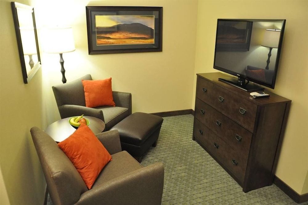 Little Missouri Inn & Suites Deluxe Double Room 5