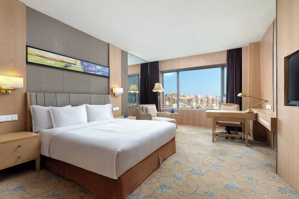 Crowne Plaza Shanghai Noah Square by IHG Standard Room (Upgraded) 7