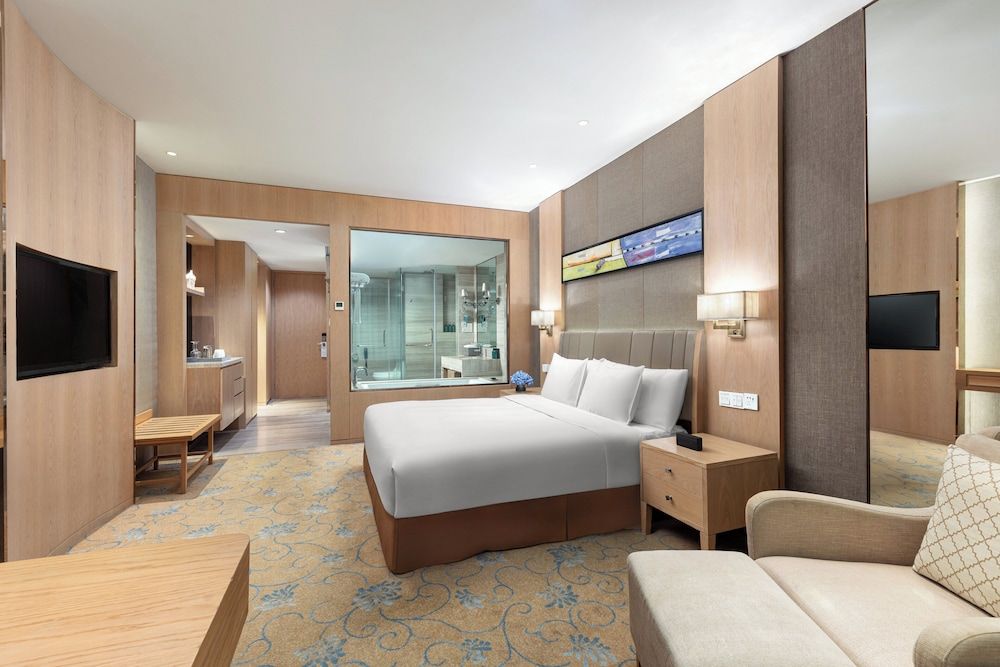 Crowne Plaza Shanghai Noah Square by IHG Standard Room (Upgraded) 5