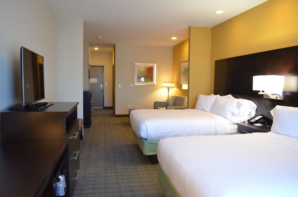 Suite, Multiple Beds, Accessible (Communications Accessible)