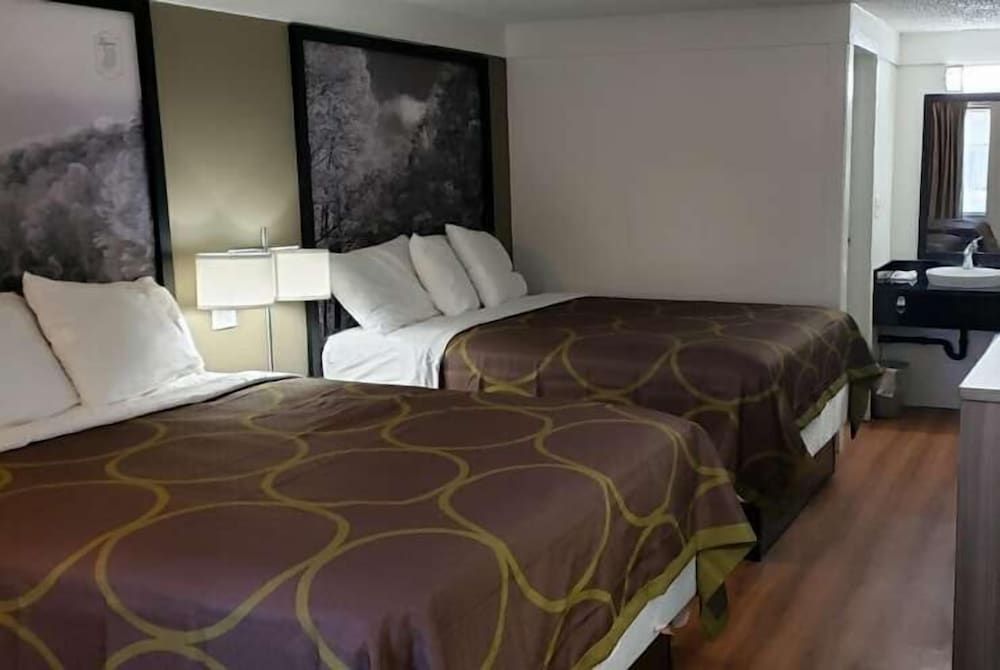 Room, 2 Queen Beds, Accessible, Non Smoking (Mobility Accessible Room)