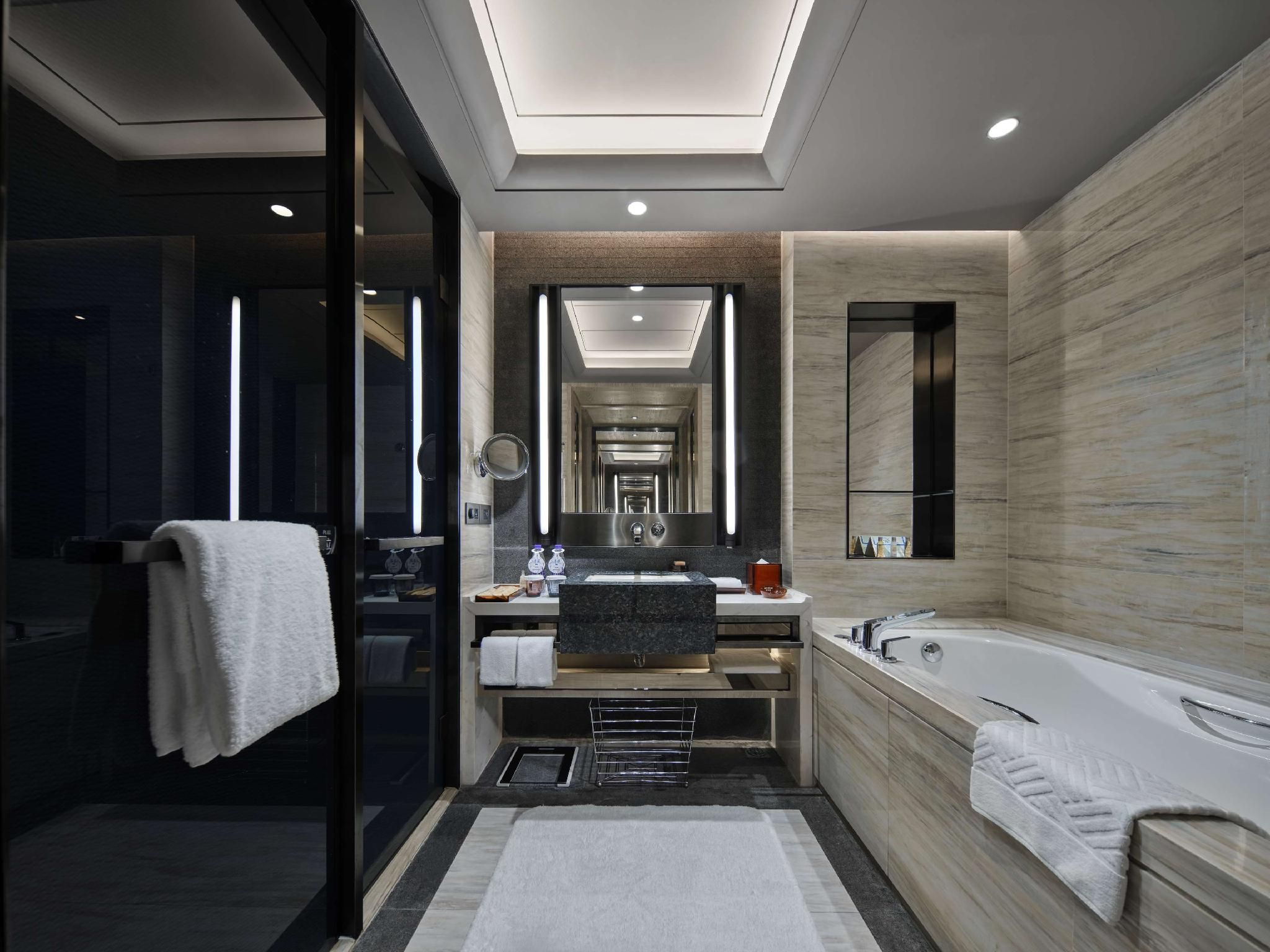 K Exec Sea View W/ Lounge Access Wanghai Wing