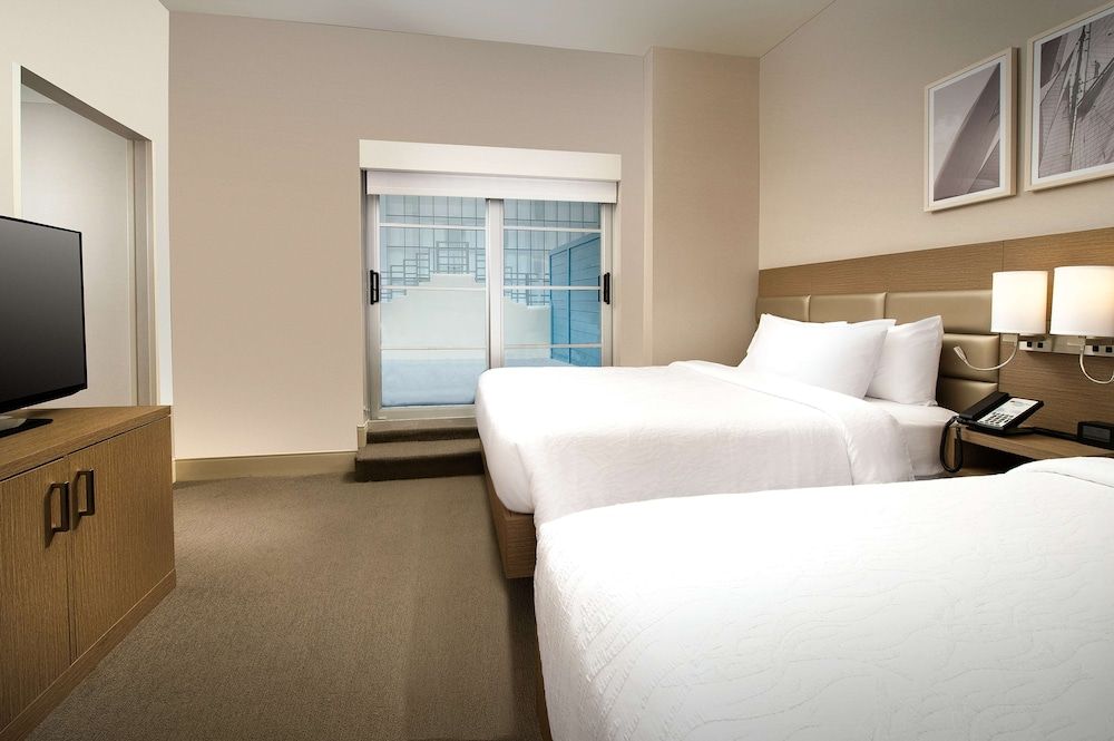 Hilton Garden Inn Miami South Beach