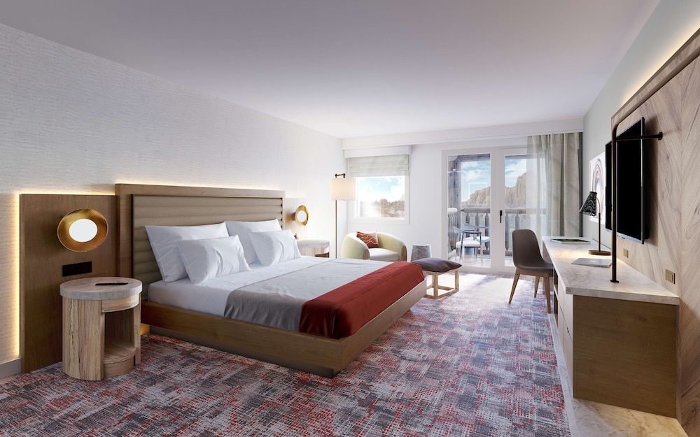 Room, 1 King Bed, Accessible, Bathtub (Mobility, Hearing, Annex Building)