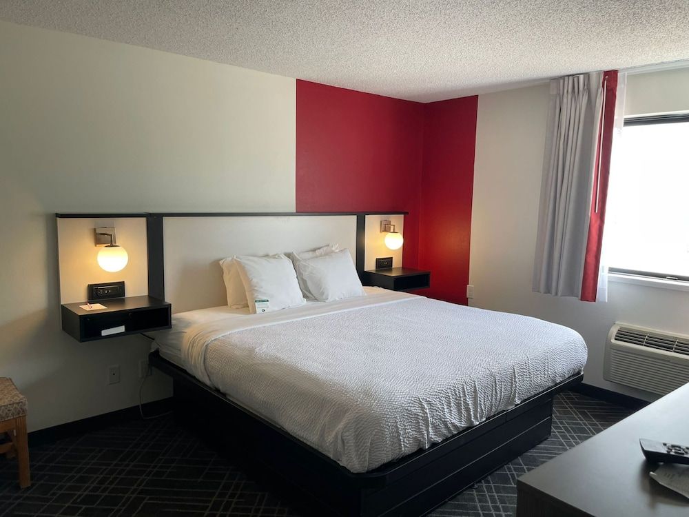 Studio Suite, 1 King Bed, Non Smoking