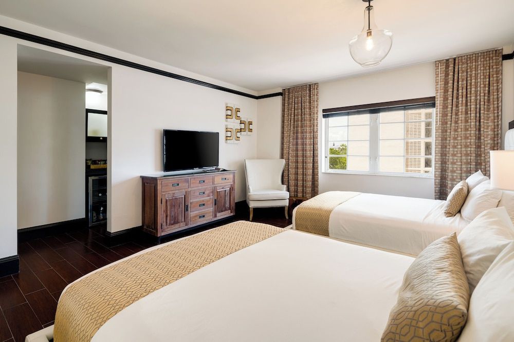 undefined Hotel Croydon 9