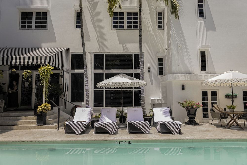 undefined Hotel Croydon