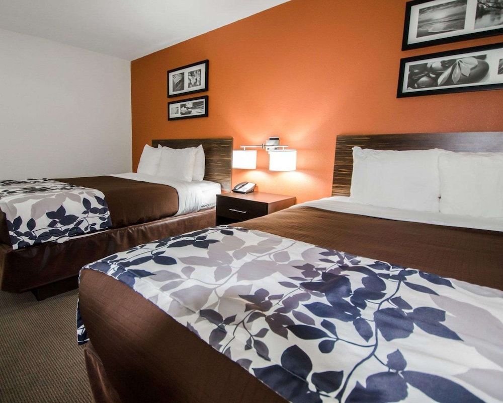 Standard Room, 2 Queen Beds, Non Smoking