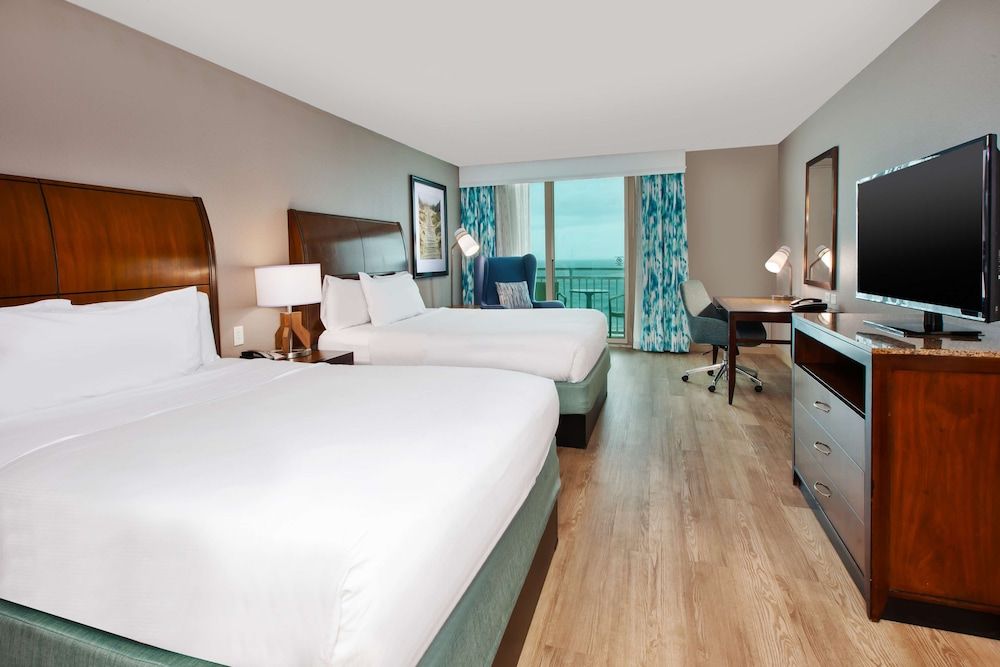 Room, 2 Queen Beds, Accessible, Bathtub