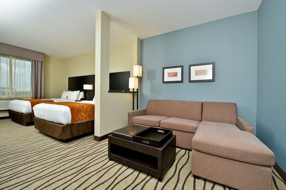 undefined Comfort Suites near Westchase on Beltway 8 2