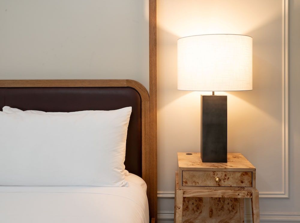 White House Napa Valley Deluxe Room, 1 King Bed 3