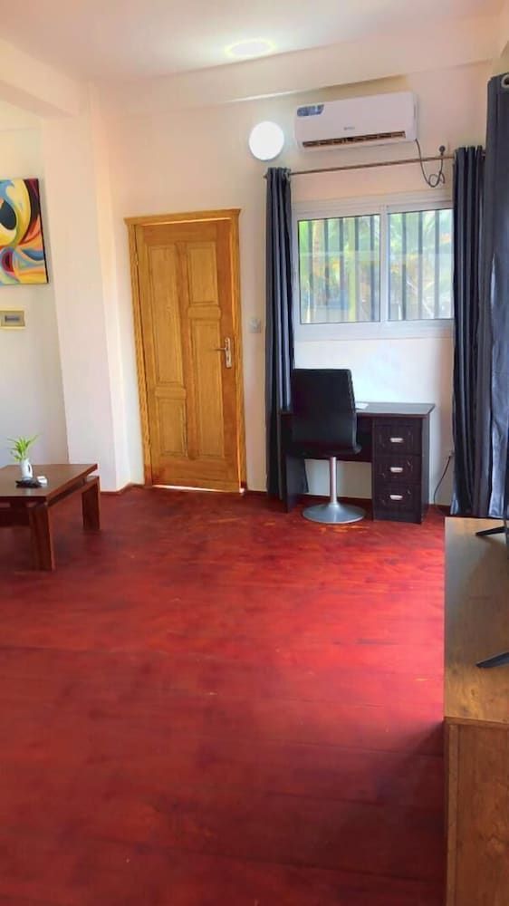 Les Gîtes de Kribi Comfort Double Room, Accessible, Ensuite 15