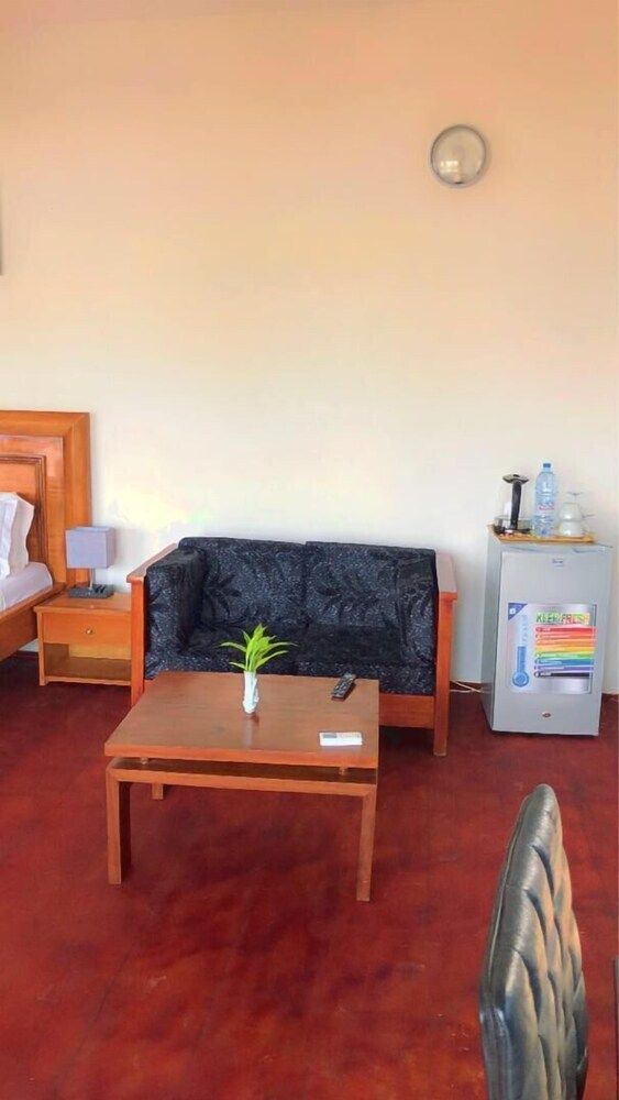 Les Gîtes de Kribi Comfort Double Room, Accessible, Ensuite 17