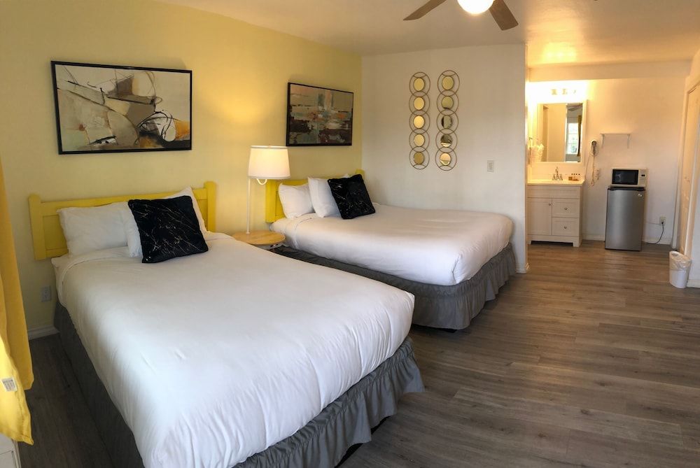 Deluxe Room, 2 Double Beds