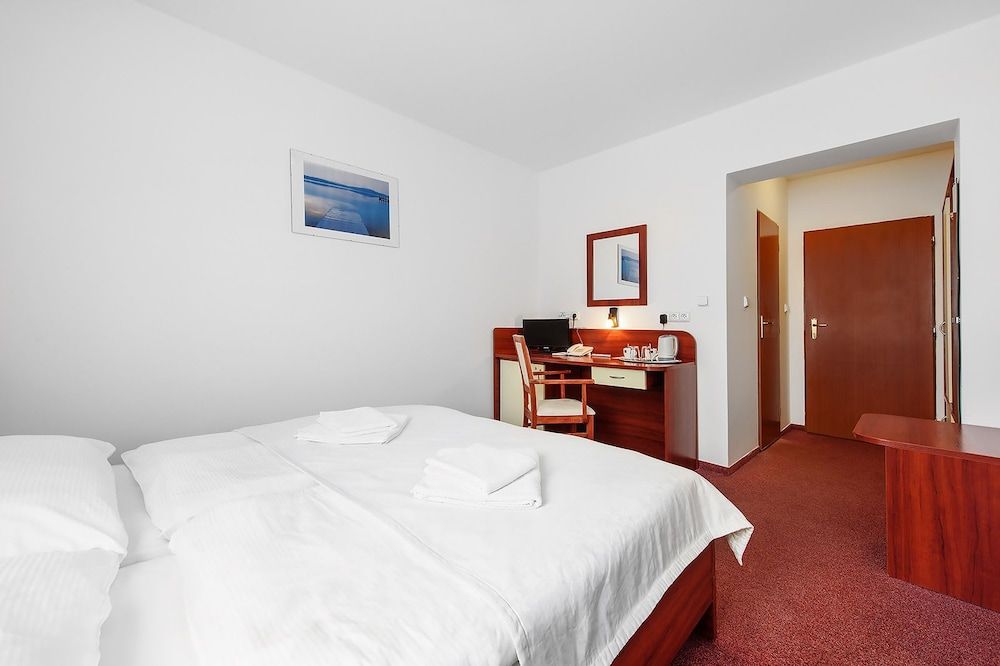 undefined Hotel Marie Luisa 3