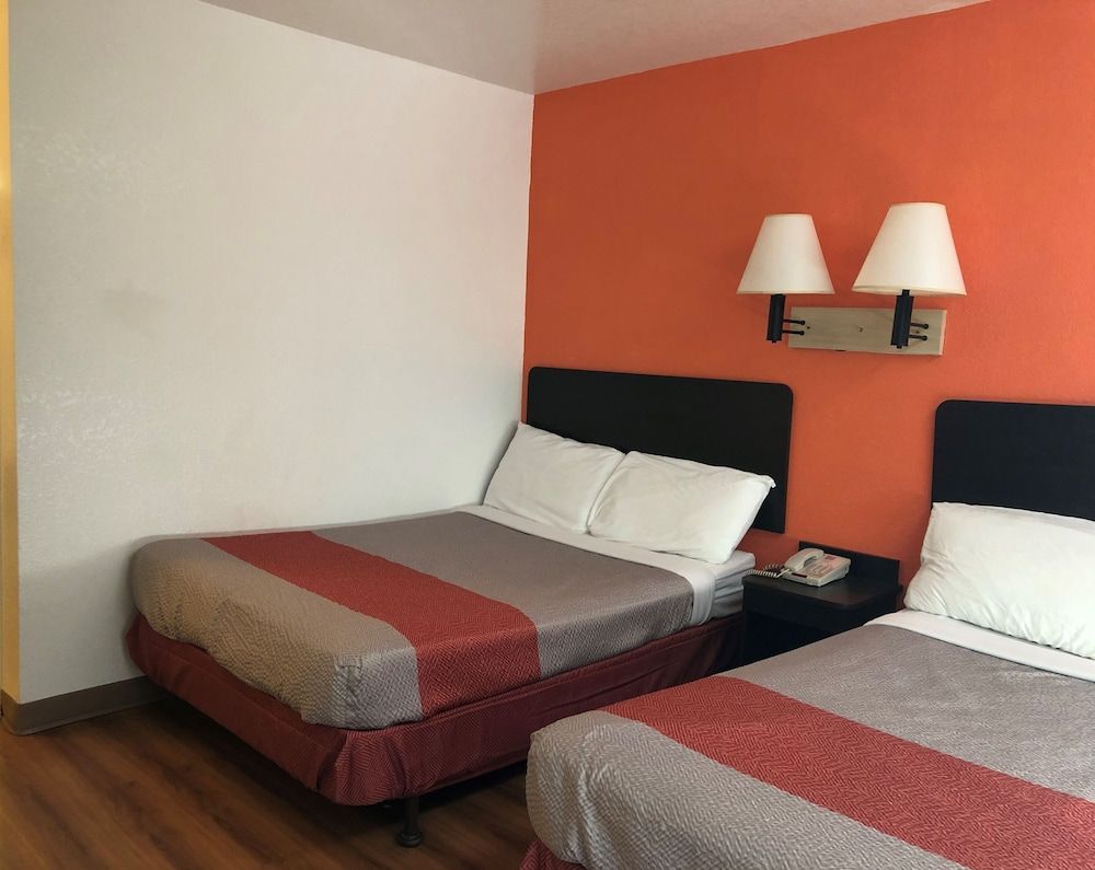 Deluxe Room, 2 Double Beds, Non Smoking, Refrigerator & Microwave