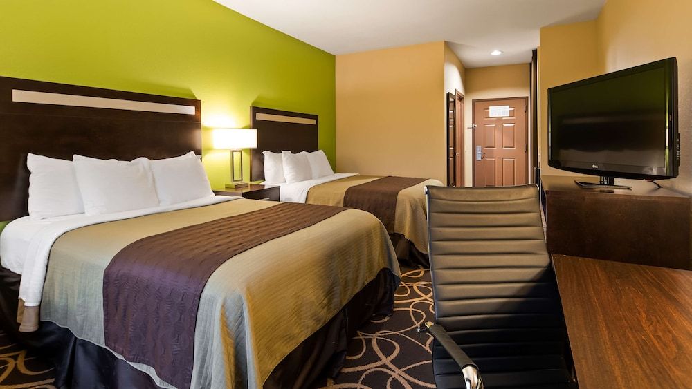Standard Room, 2 Queen Beds, Refrigerator & Microwave