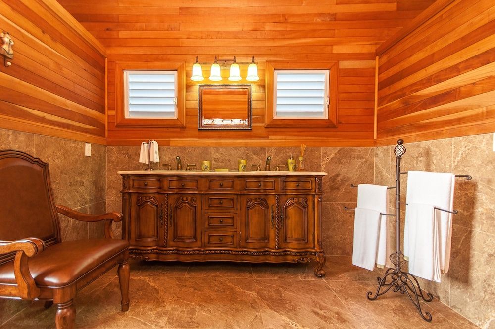 Dream Valley Belize Owner Suite - River View 6