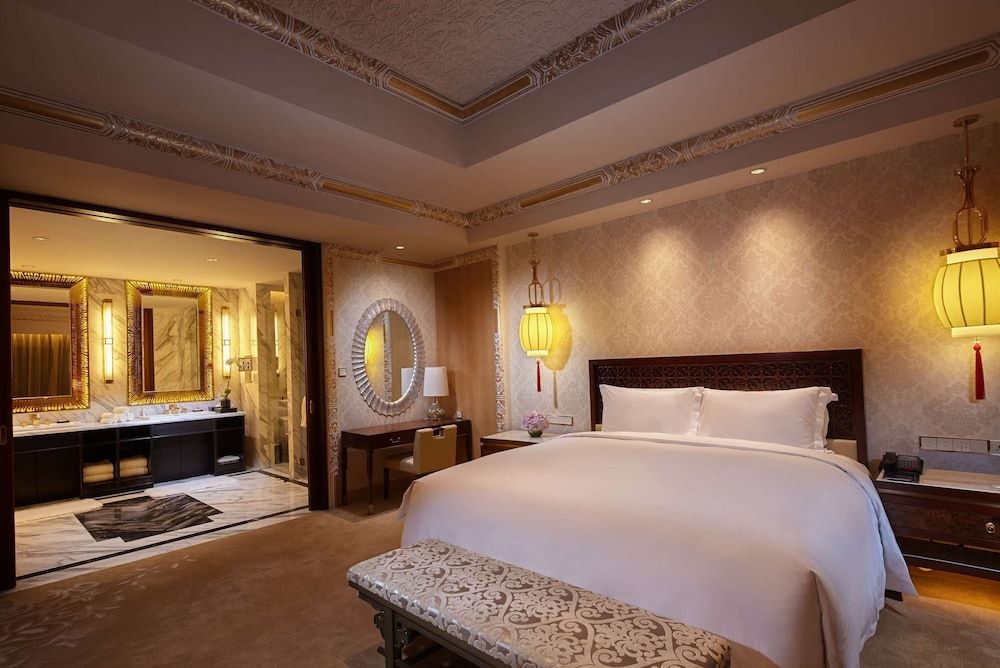 Presidential Room, 1 King Bed