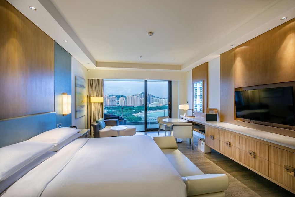 Room, 1 King Bed, Balcony, Ocean View