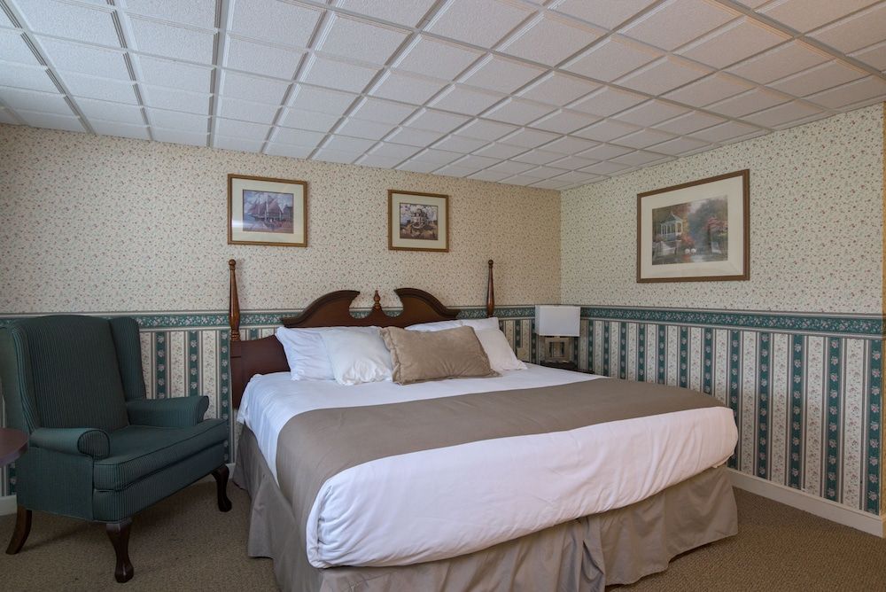 Room, 1 Queen Bed, Jetted Tub