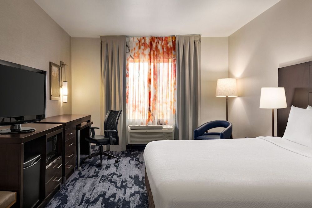 Fairfield Inn & Suites Amarillo Airport Room, 1 King Bed, Non Smoking 2