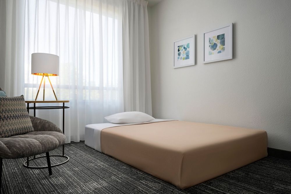 Suite, 2 Bedrooms (Hearing Accessible)