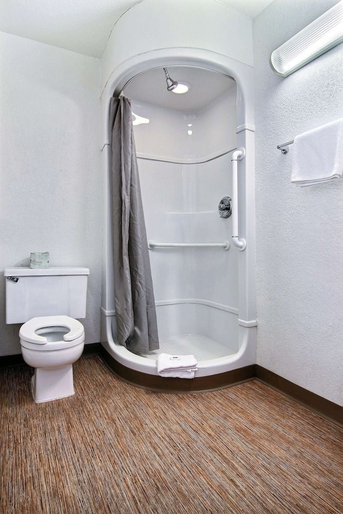 Motel 6 Abilene, TX Standard Room, 2 Double Beds, Non Smoking 6