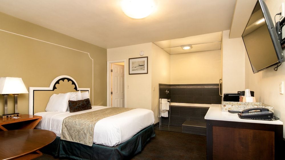 Americas Best Value Inn Rancho Palos Verdes Room, 1 Queen Bed, Non Smoking, Jetted Tub 2
