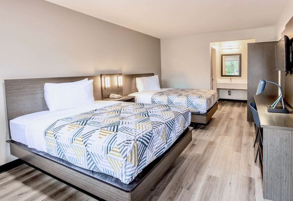 Standard Room, 2 Double Beds, Smoking