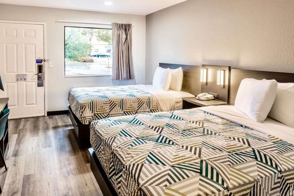 Standard Room, 2 Double Beds, Non Smoking