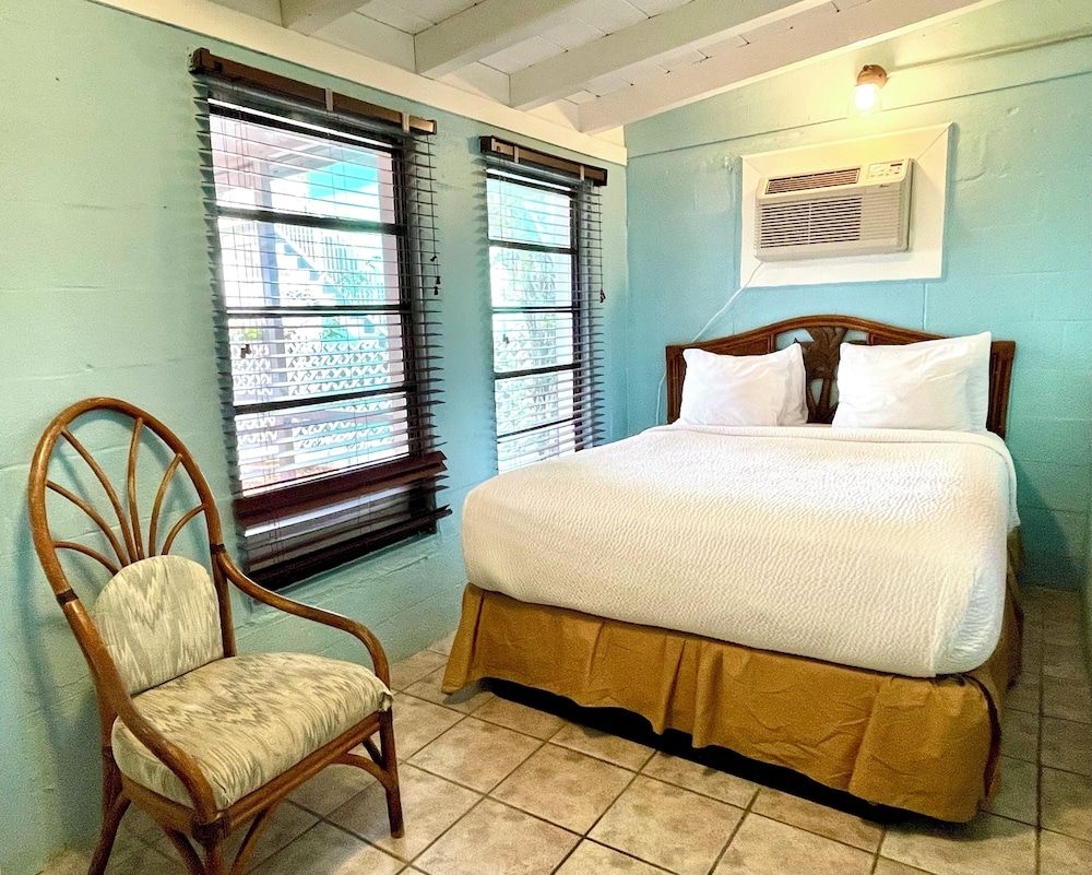 The Pelican Key Largo Cottages Suite, Bay View