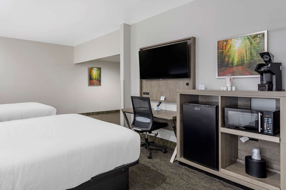 Standard Room, 2 Queen Beds, Accessible, Refrigerator & Microwave