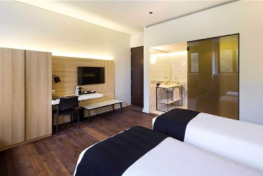 Altiplanico Bellas Artes Standard Double Room 2