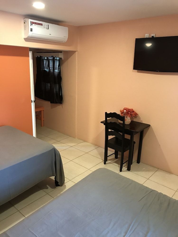 Tropical Paradise Hotel Traditional Room, 2 Double Beds, Partial Sea View 2