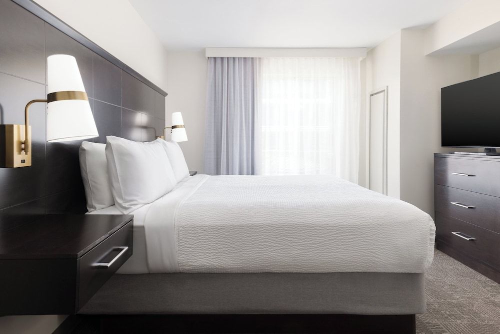 undefined Staybridge Suites Denver-Central Park by IHG 3