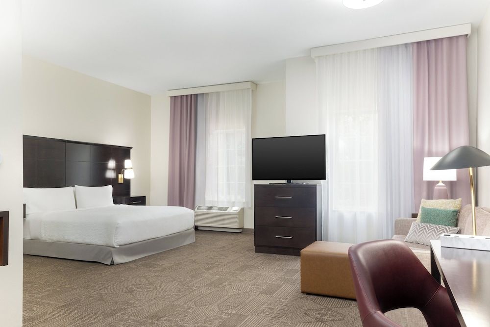undefined Staybridge Suites Denver-Central Park by IHG 8