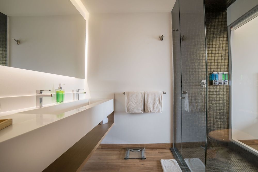 Biohotel Organic Suites Bogotá Superior King Room 11