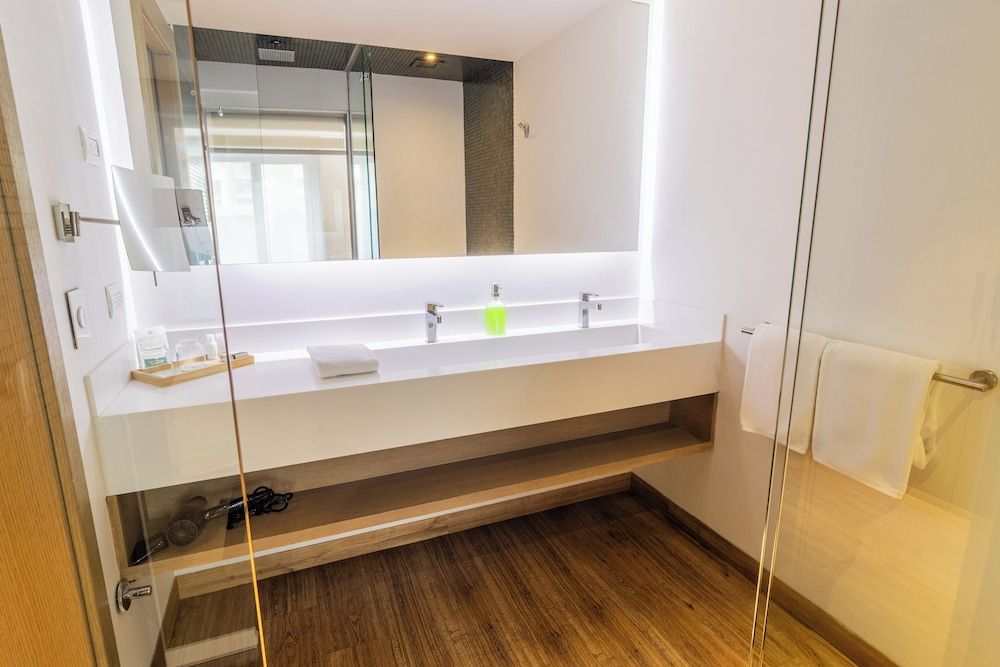 Biohotel Organic Suites Bogotá Superior King Room 9