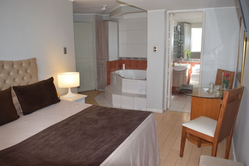 Double Room, Jetted Tub
