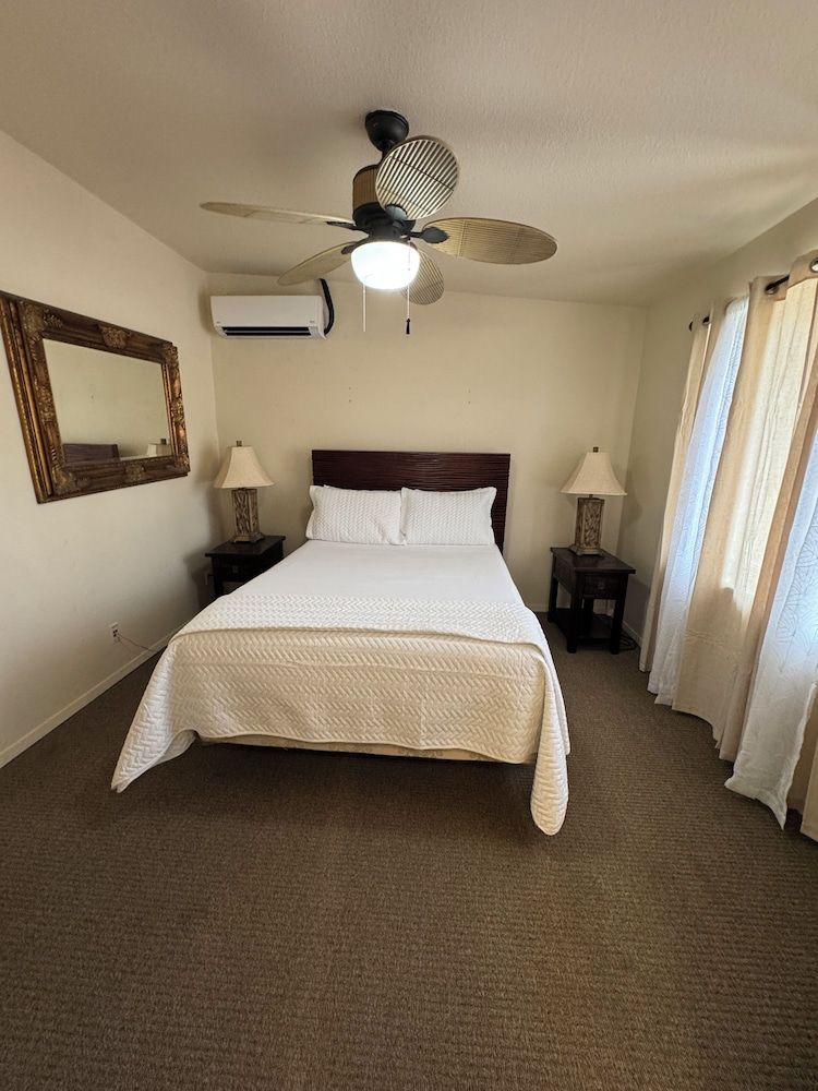 Hotel Coral Reef Economy Suite, 1 Queen Bed with Sofa bed, City View 2