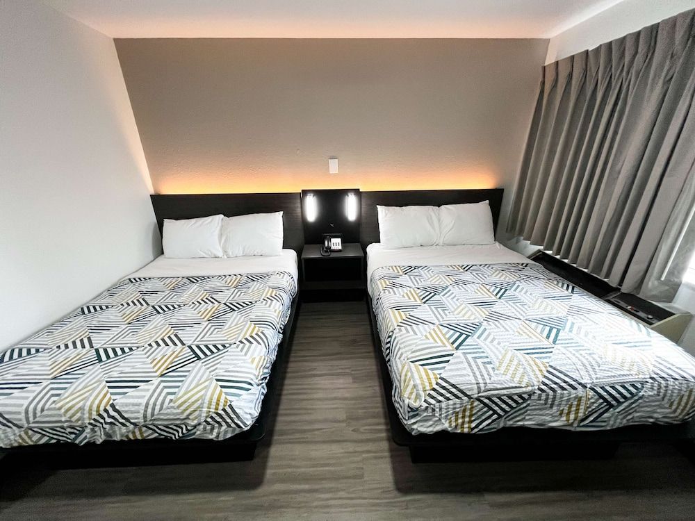 Standard Room, 2 Double Beds, Smoking, Kitchenette