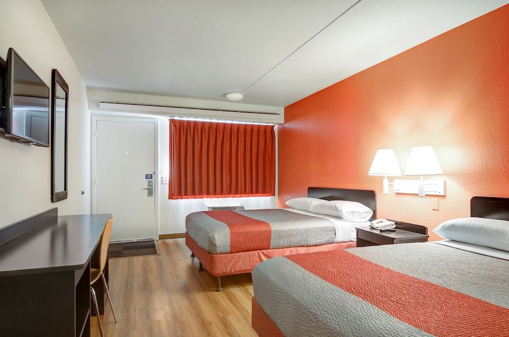 Standard Room, 2 Double Beds, Accessible, Non Smoking