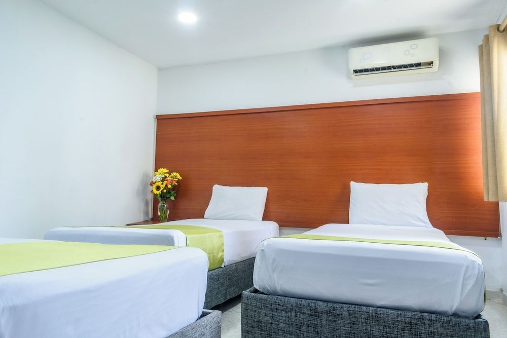 Hotel Caribe Plaza Barranquilla Superior Triple Room 3