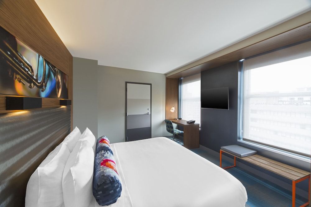 Room, 1 King Bed
