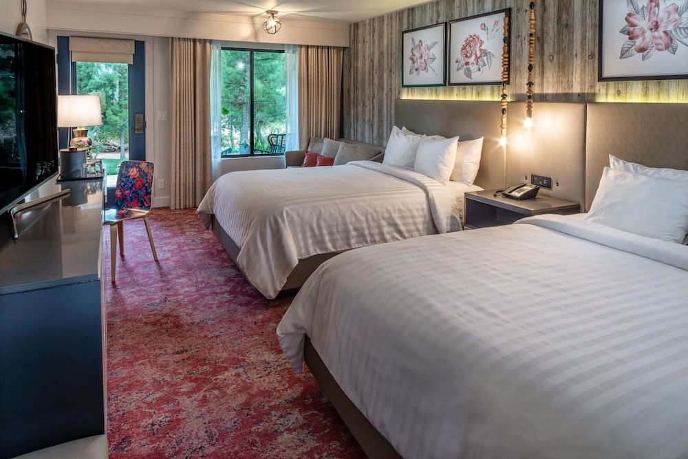 Room, 2 Queen Beds, Accessible (Hearing  Canyon)